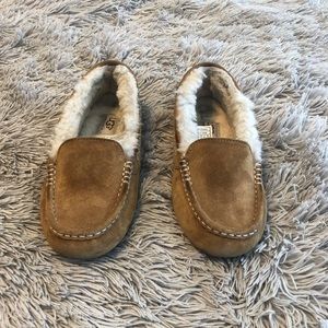 Tan slip on UGG slippers